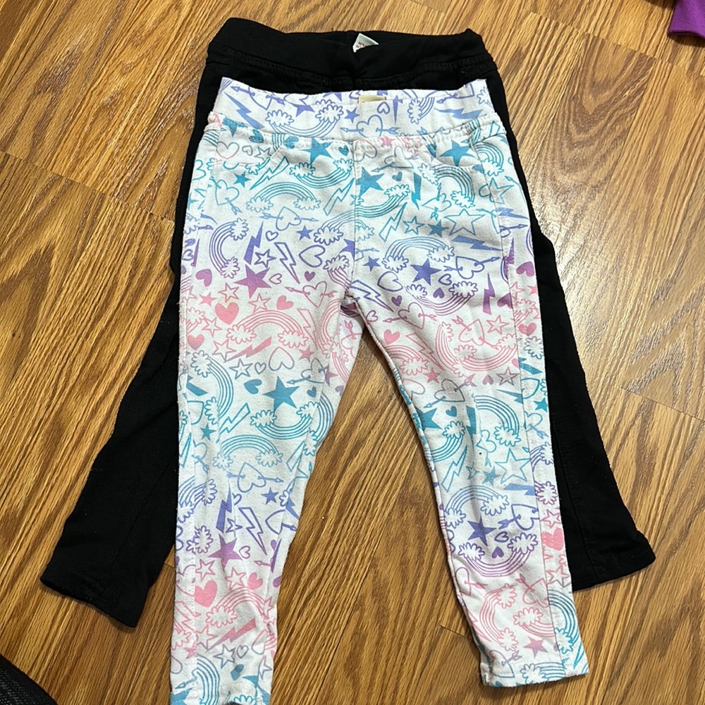 💗Bundle of 5T pants💗 Fit size 3-4 T Best